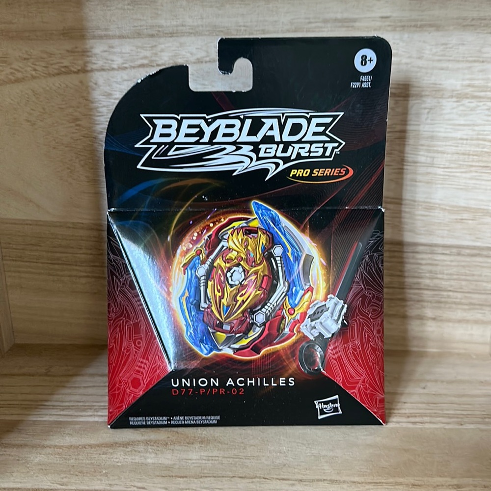 Beyblade Burst Pro Series UNION ACHILLES D77-P/PR-02 Hasbro Factory Sealed